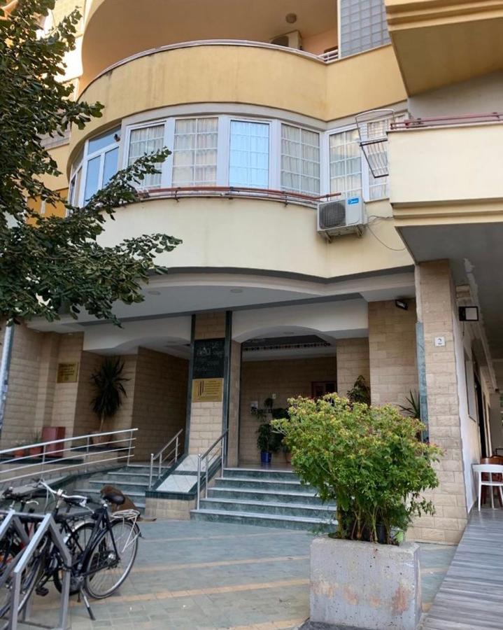 Rita Apartment In Tirana Center 外观 照片